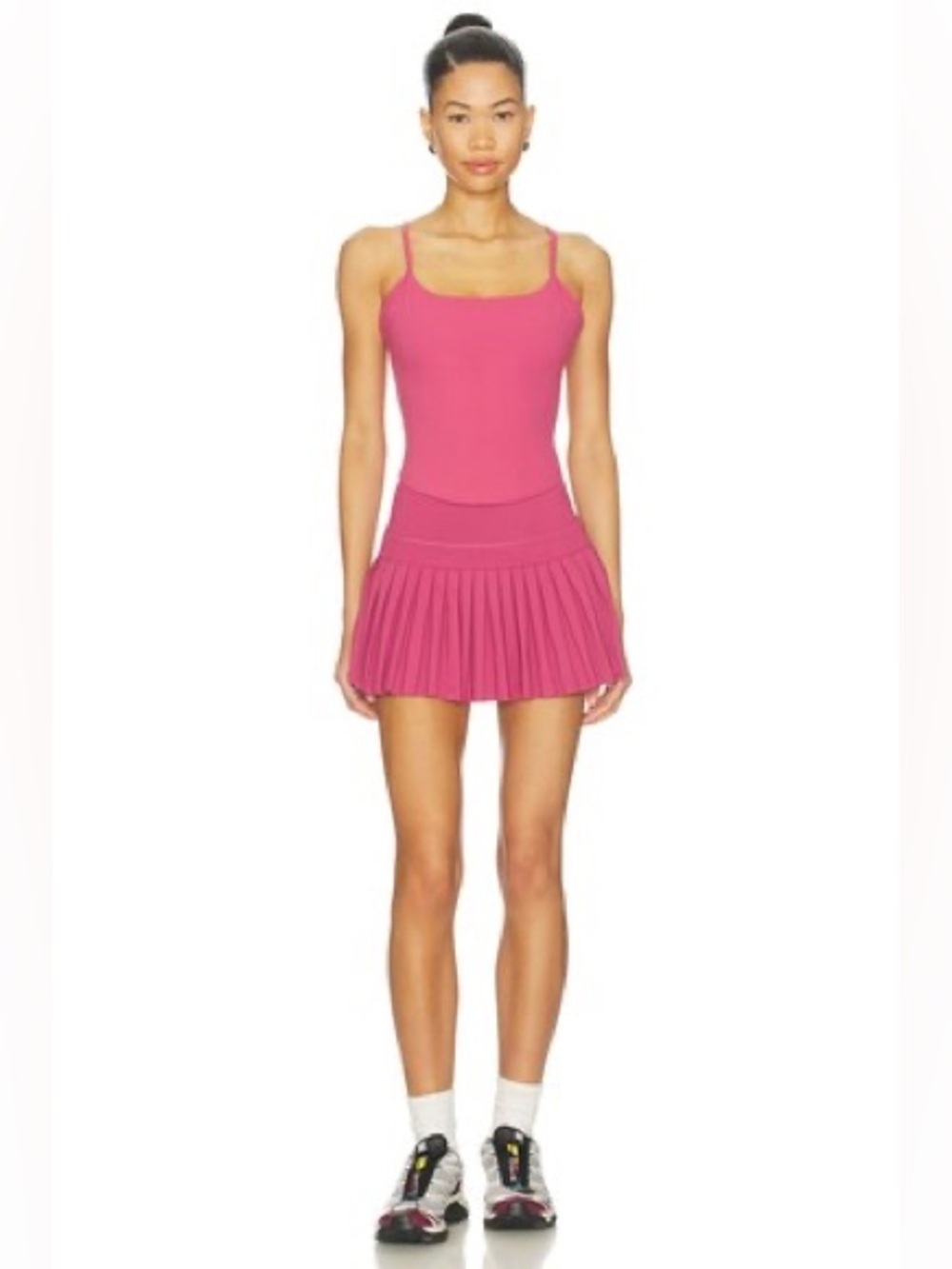 Pleated Tennis Skirt in Raspberry
Gold Hinge